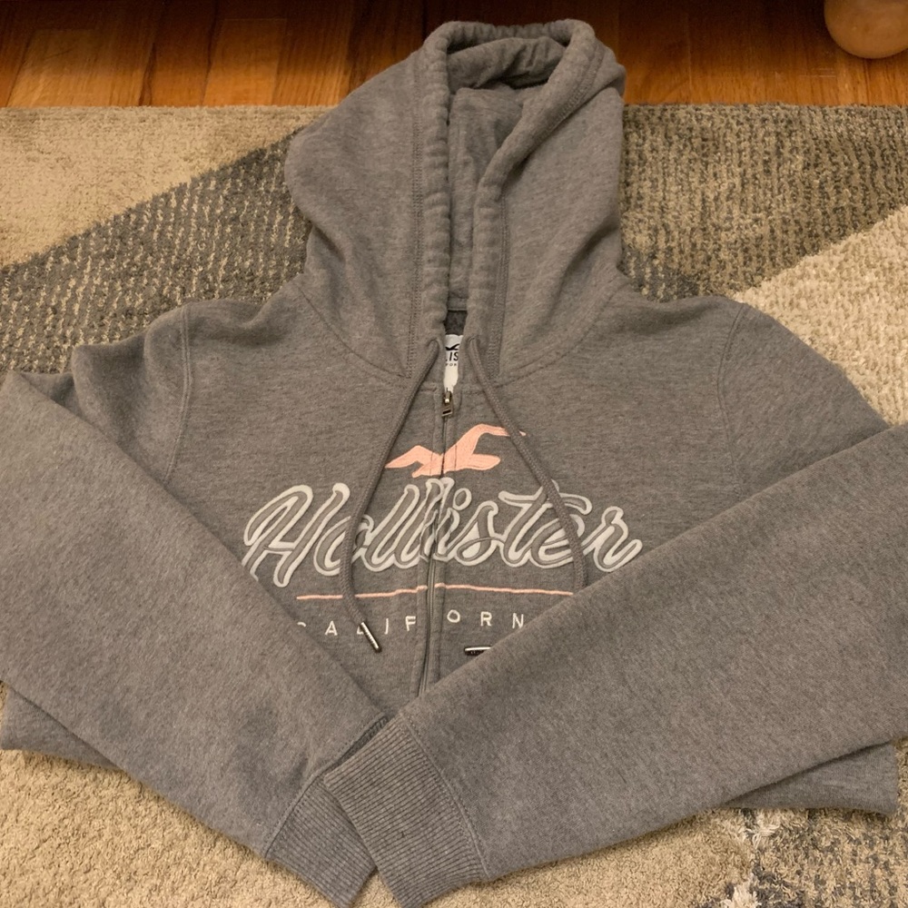 NWOT Hollister Women’s Grey Zip-Up Hoodie Size L